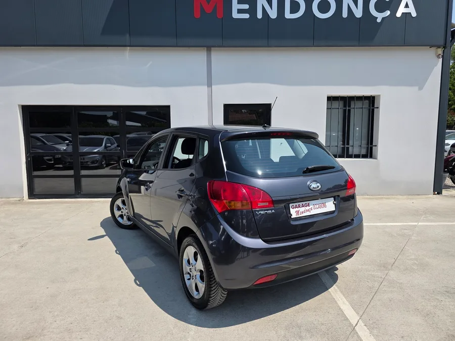 Kia Venga occasion — photo 3