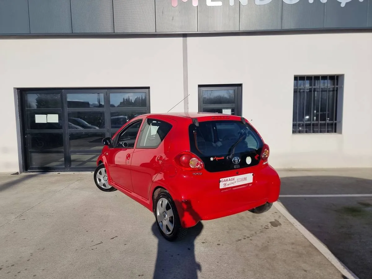 Toyota AYGO 2008 — photo 3