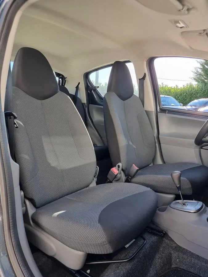 Toyota AYGO 2008 — photo 5