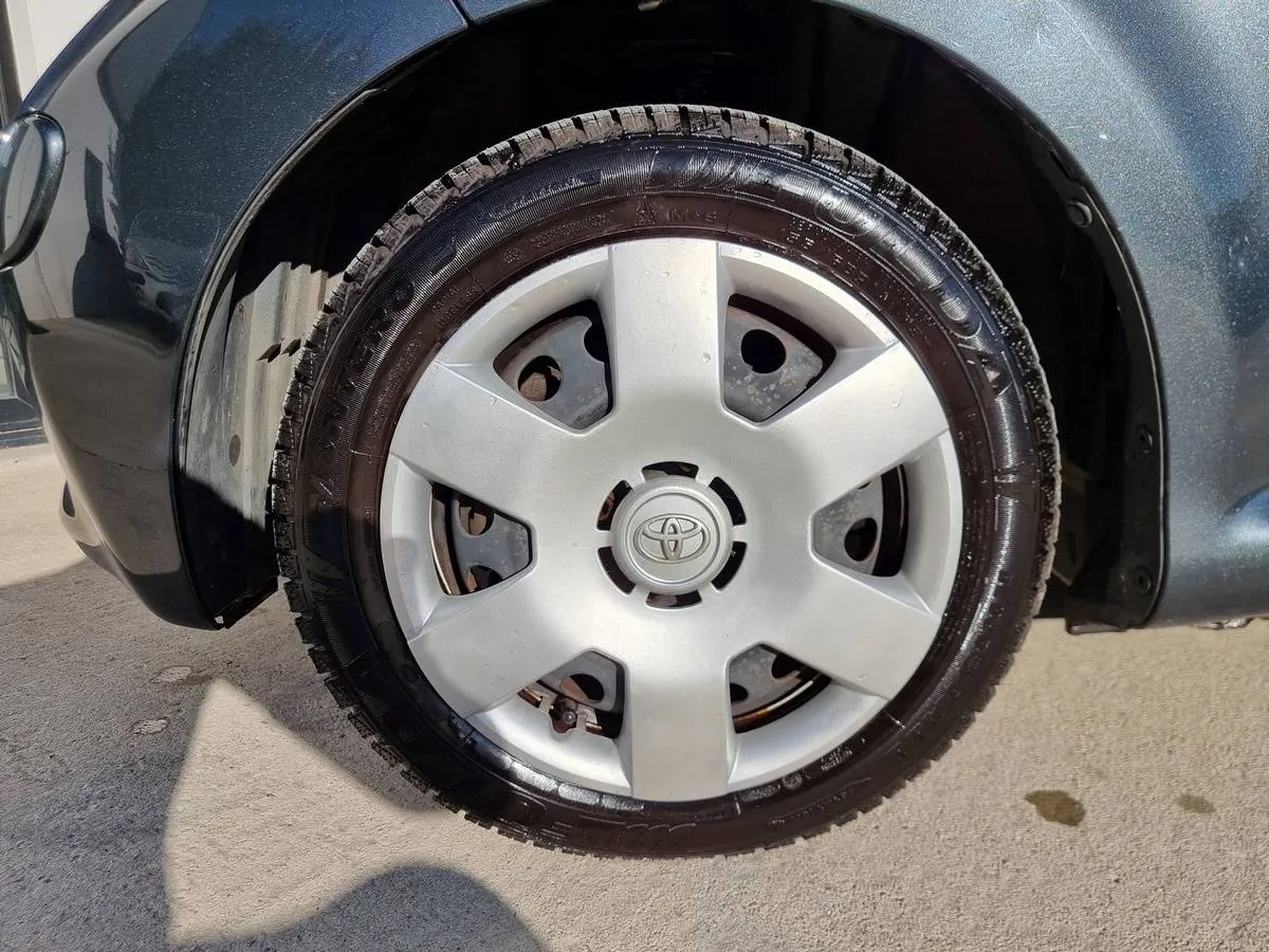 Toyota AYGO 2008 — photo 9