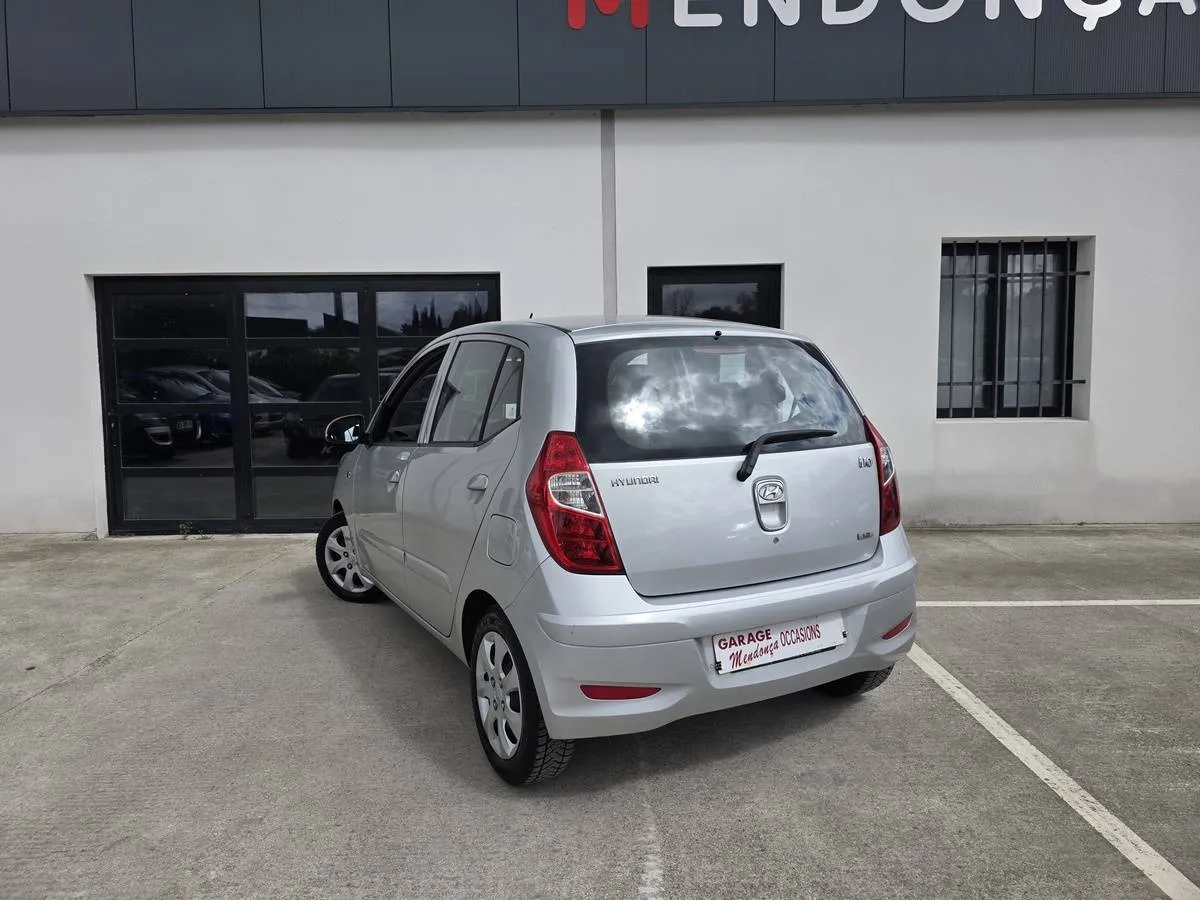 Hyundai i10 2011 — photo 3