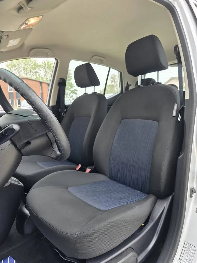 Hyundai i10 2011 — photo 5