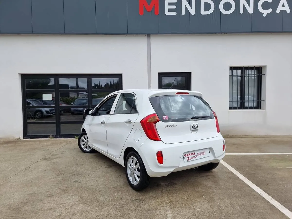 Kia Picanto 2012 — photo 4