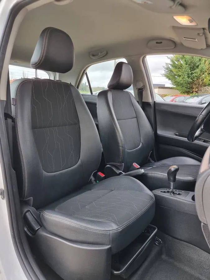Kia Picanto 2012 — photo 7