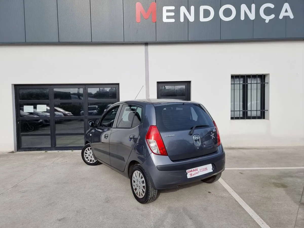 Hyundai i10 2010 — photo 3