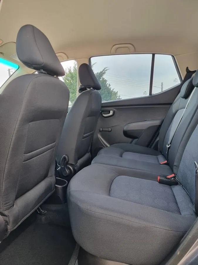 Hyundai i10 2010 — photo 8