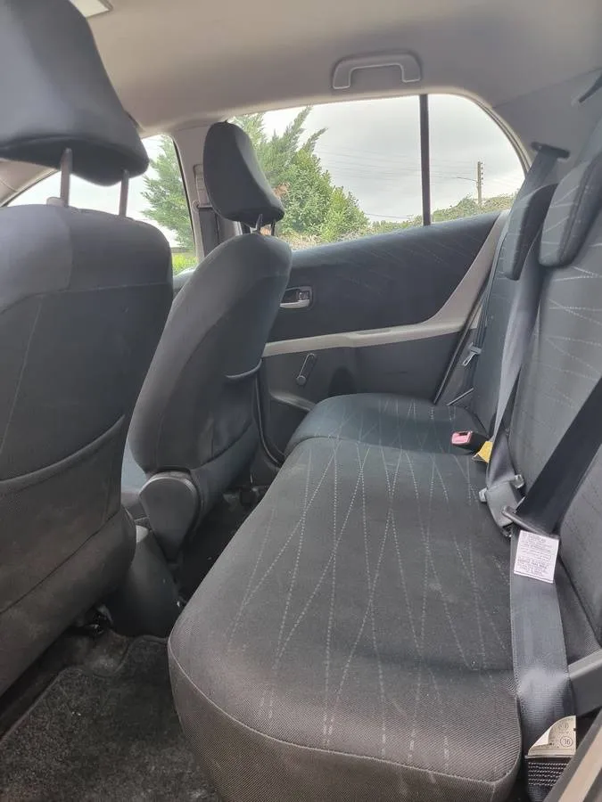 Toyota Yaris 2007 — photo 8