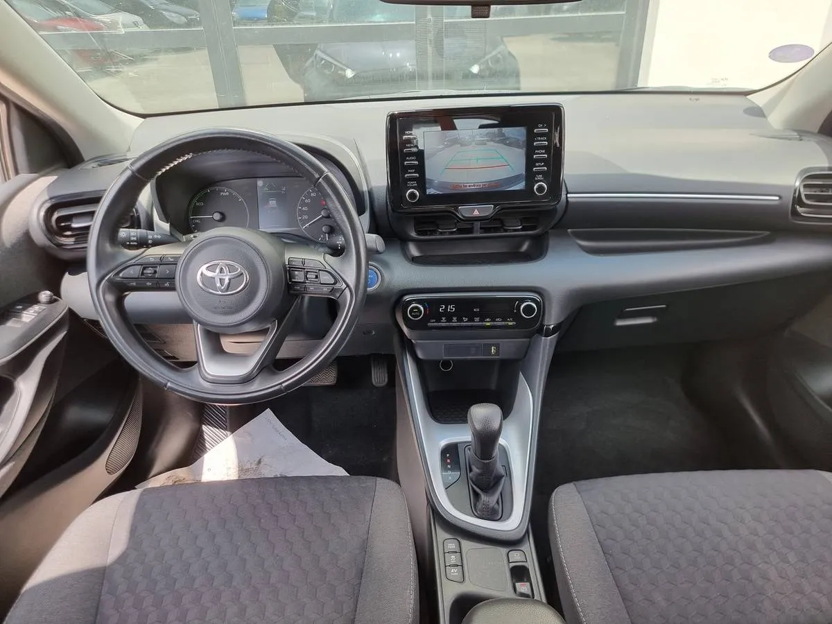 Toyota Yaris 2020 — photo 6
