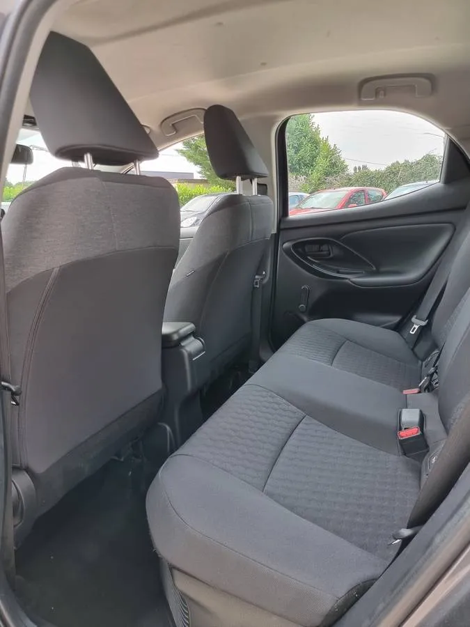 Toyota Yaris 2020 — photo 8