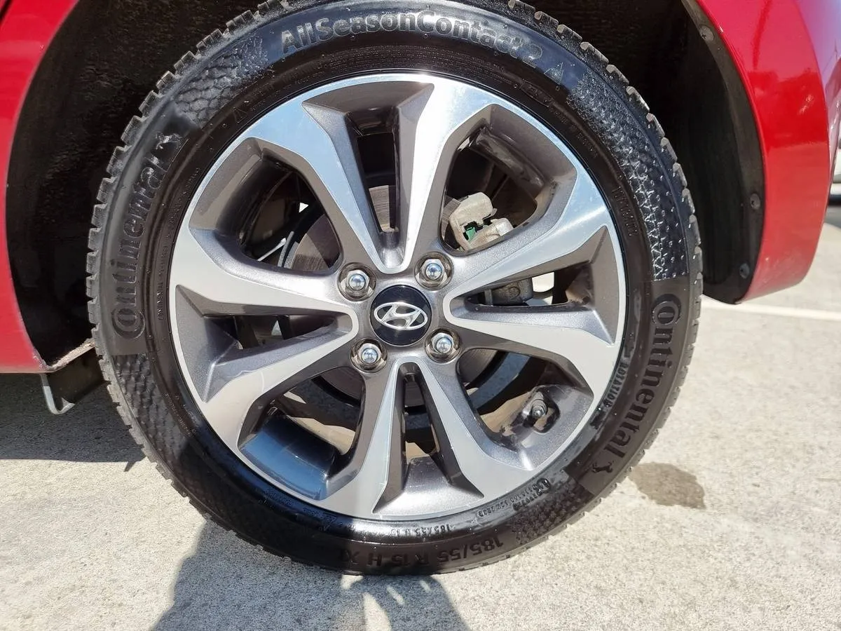 Hyundai i10 2017 — photo 9