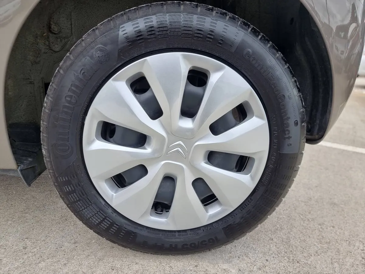 Citroën C1 2015 — photo 9