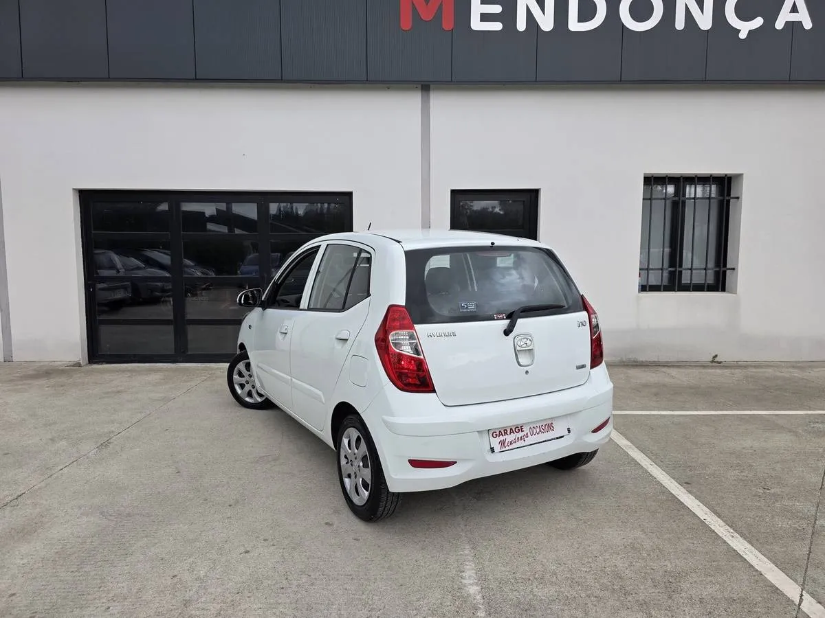 Hyundai i10 2013 — photo 3