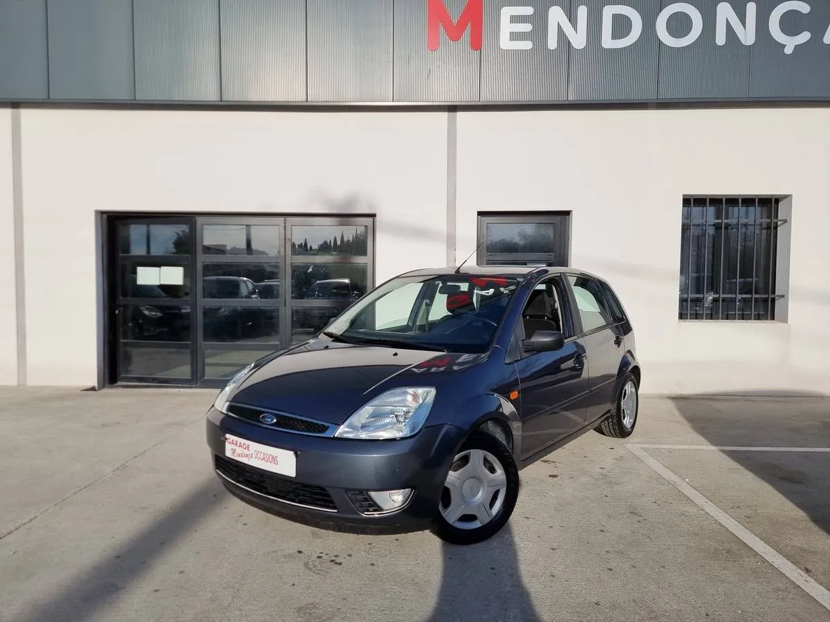 Ford Fiesta 2005 — photo 2