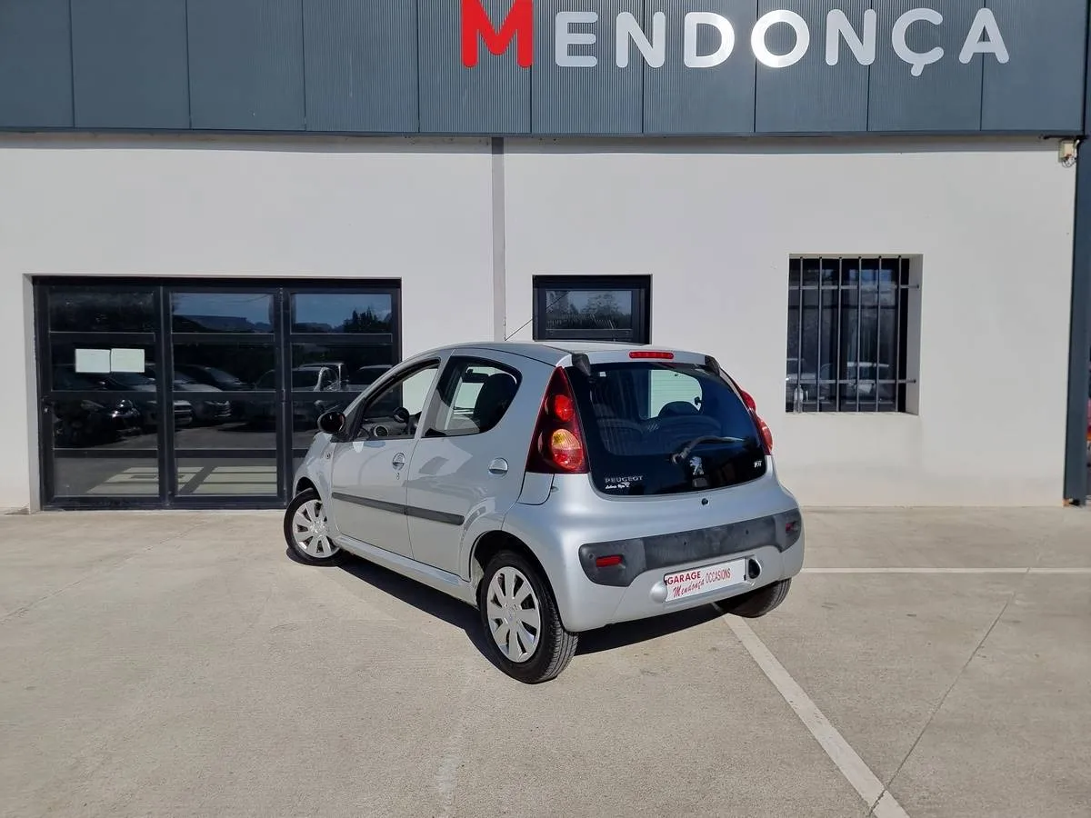 Peugeot 107 2012 — photo 4