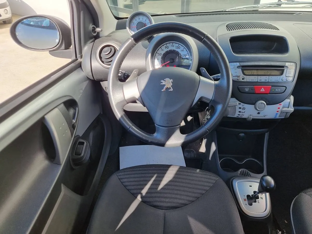 Peugeot 107 2012 — photo 6