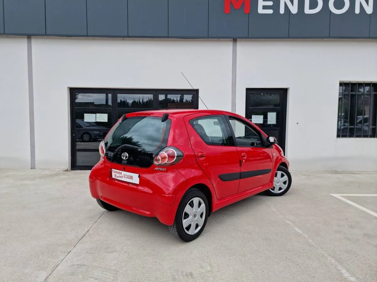 Toyota AYGO 2009 — photo 4
