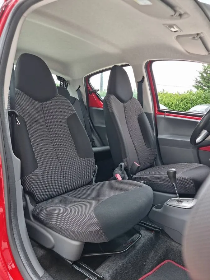 Toyota AYGO 2009 — photo 5