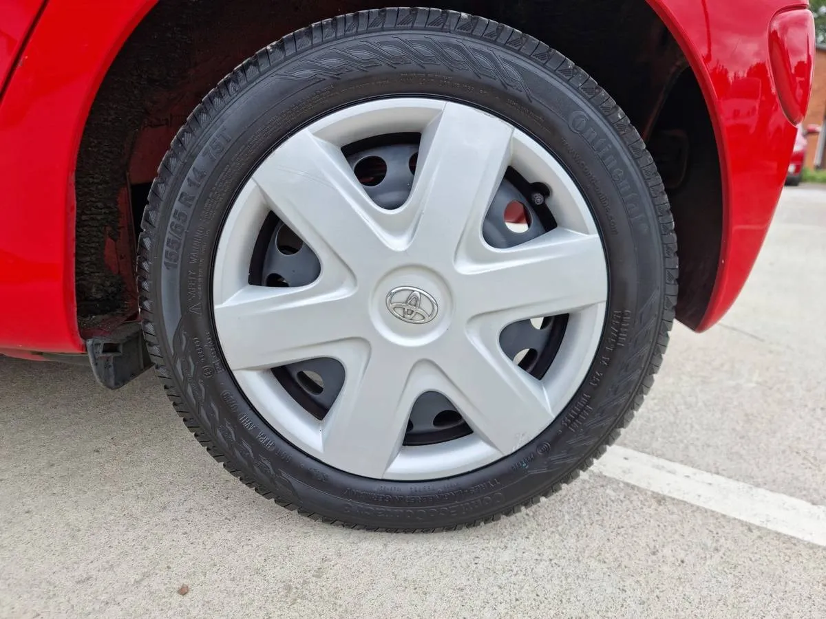 Toyota AYGO 2009 — photo 9