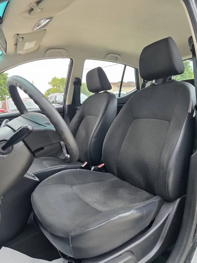 Hyundai i10 2011 — photo 5
