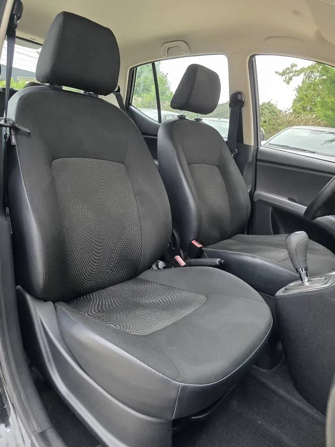 Hyundai i10 2011 — photo 7
