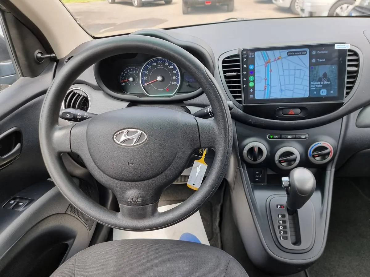 Hyundai i10 2011 — photo 9
