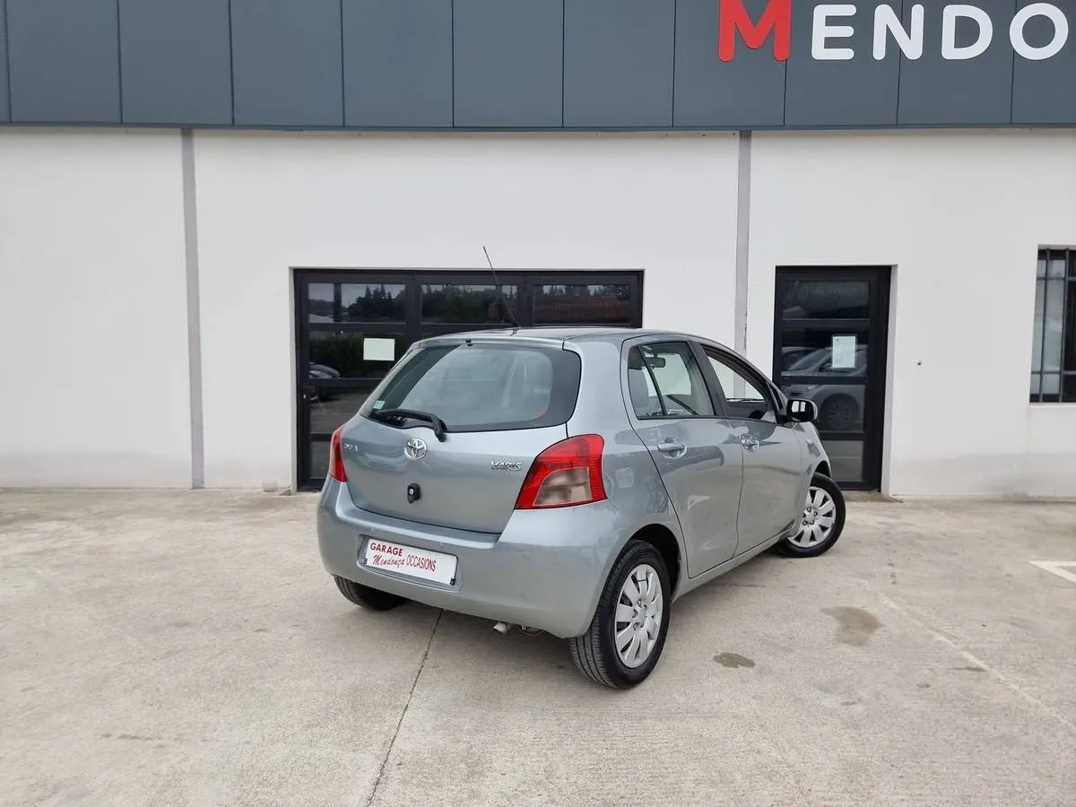Toyota Yaris 2008 — photo 4