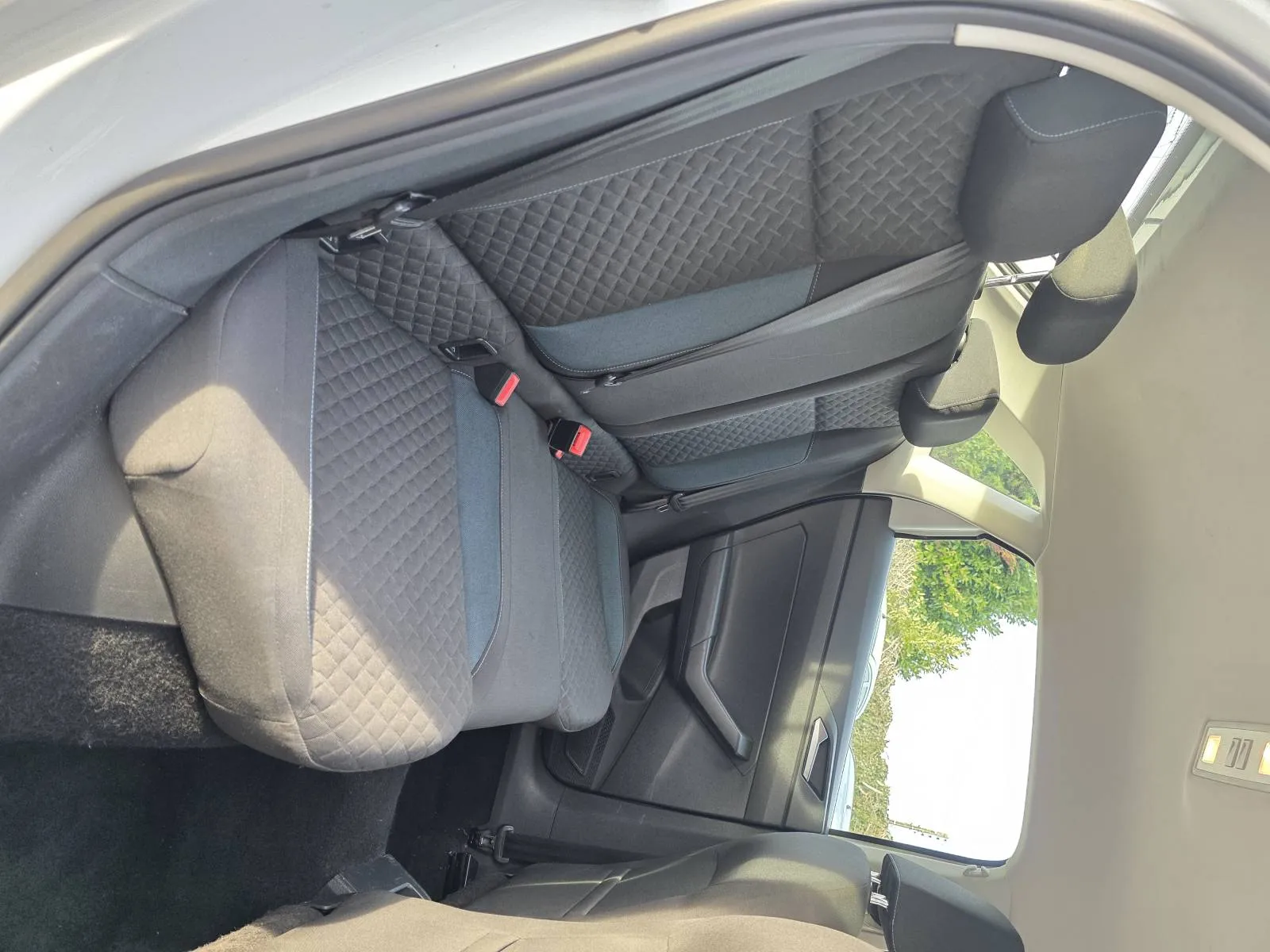 Volkswagen Polo 2019 — photo 8