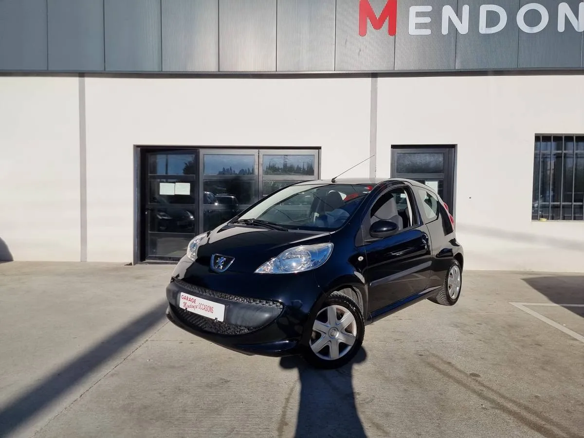 Peugeot 107 2008 — photo 2