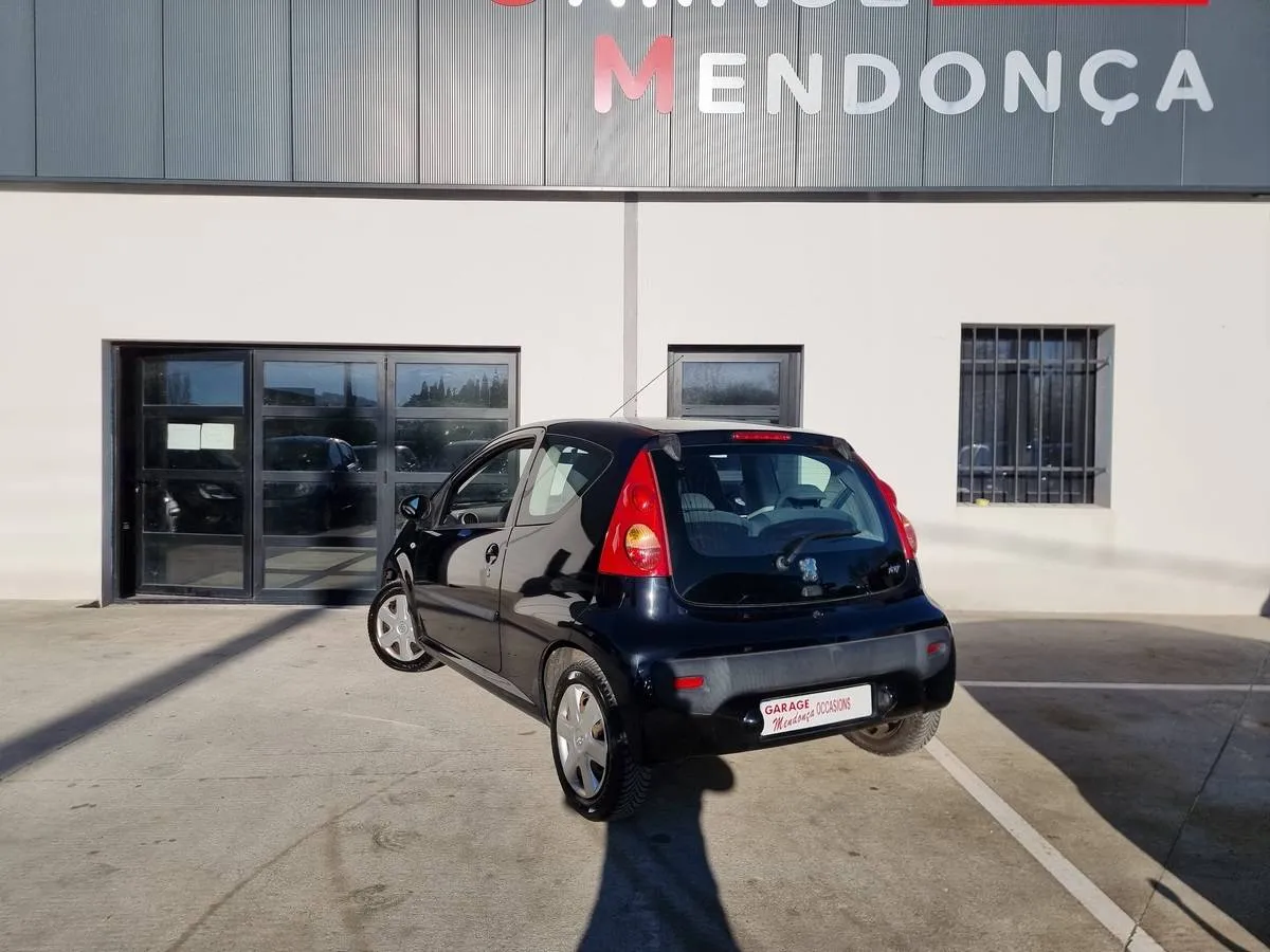 Peugeot 107 2008 — photo 4